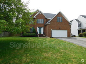 Building Photo - 9351 Summer Oak Dr