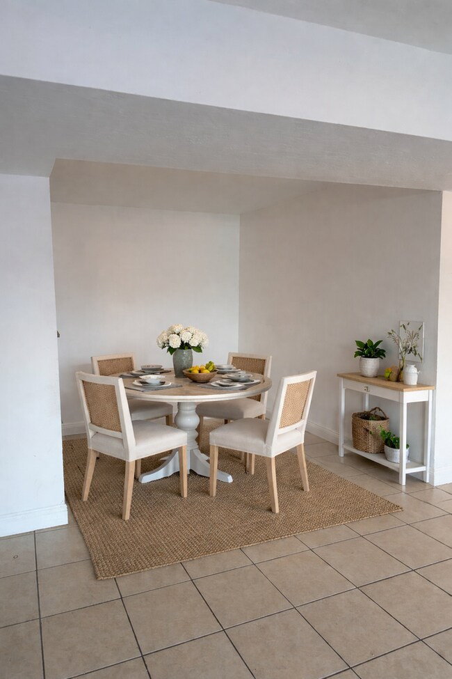 Foto del edificio - 12622 Kenwood Ln