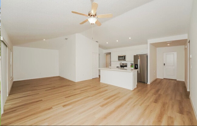 Building Photo - 22 Kaywood Pl