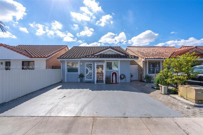 Foto del edificio - 2140 W 53rd St