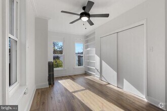 Building Photo - 2938 W Girard Ave