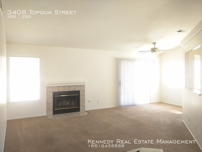 Building Photo - 3408 Topgun St