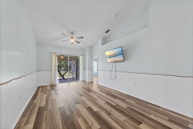 Building Photo - UNFURNISHED CONDO IN ESTERO 2+DEN SECOND FLOOR IN STONEYBROOK