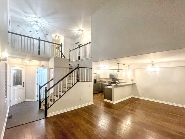 Photo - 323 Skwentna Dr Townhome