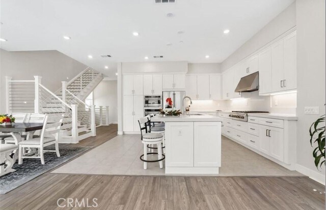 Building Photo - 139 Rondo