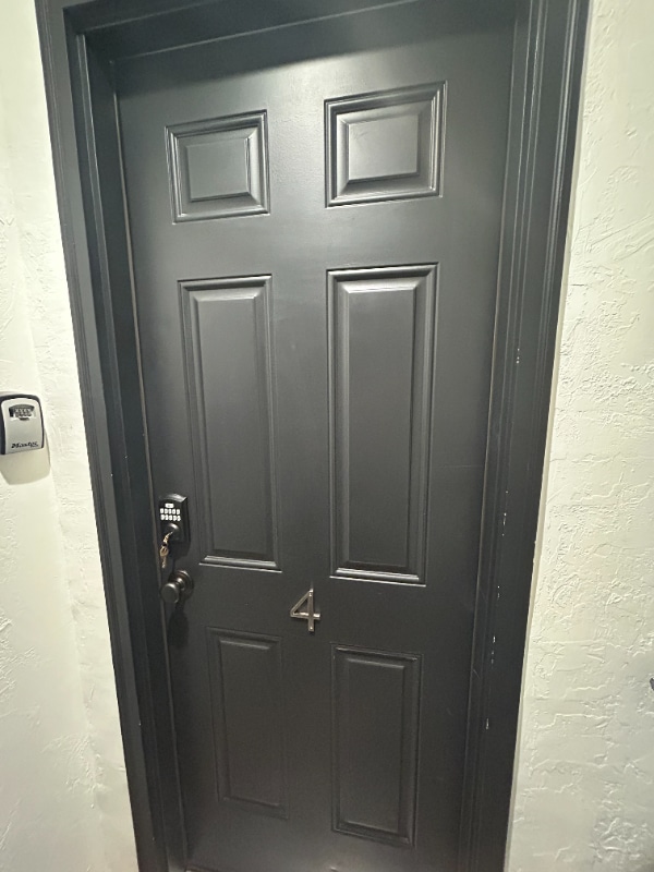 Photo - 859 S Grn St Apartment