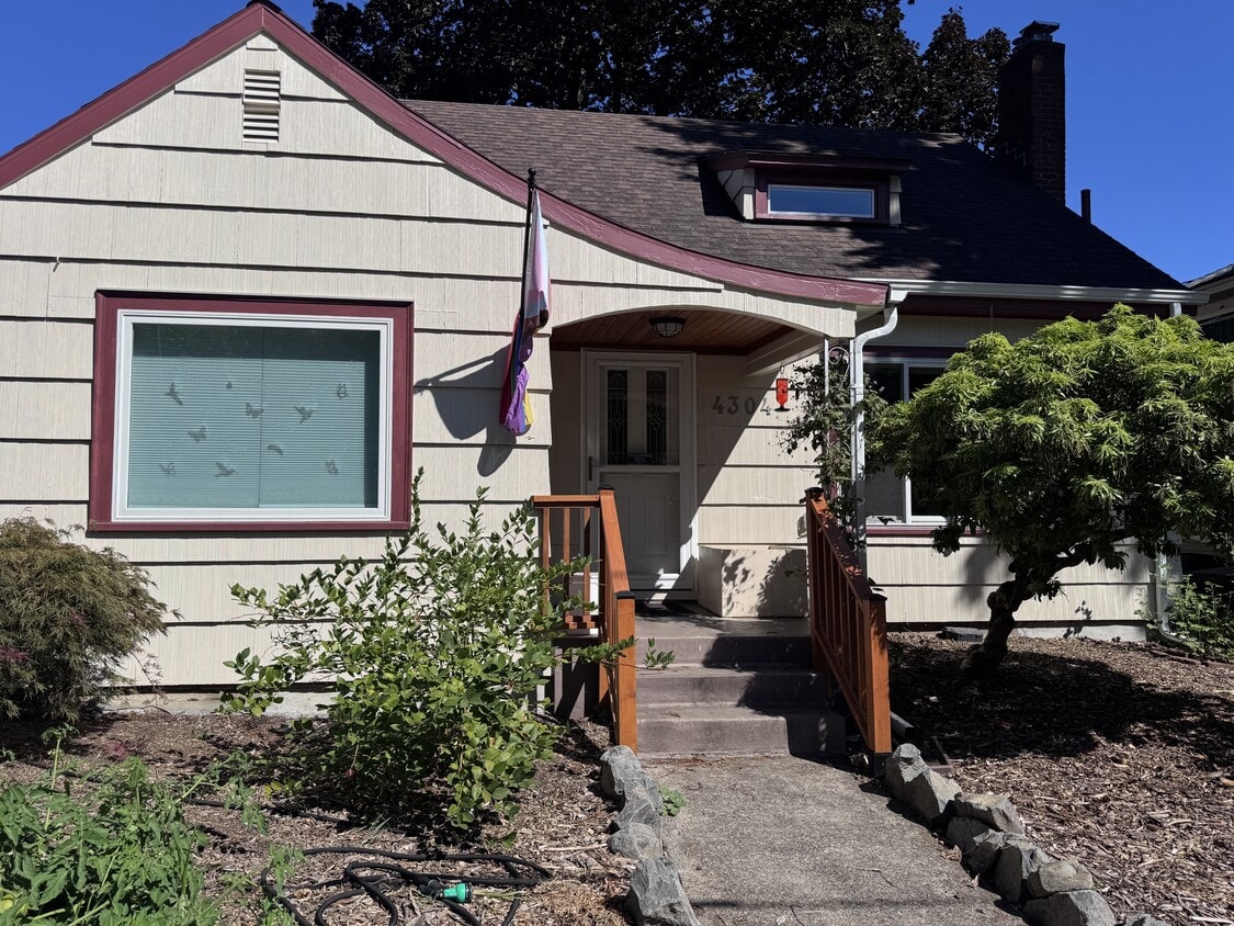 Foto principal - 4304 SE 30th Ave