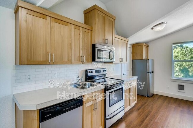 Building Photo - 3603 N Albina Ave