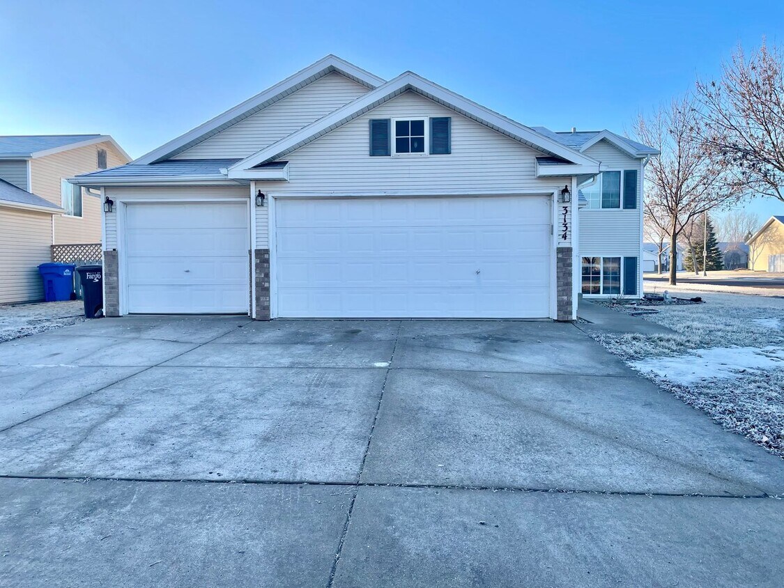 313435 1/2 35 1/2 Ave S, Fargo, ND 58104 House Rental in Fargo, ND