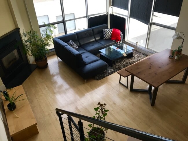 Photo - 1011 23rd St Apartment