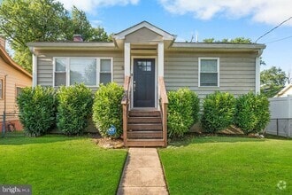 Building Photo - 5803 Ravenswood Rd