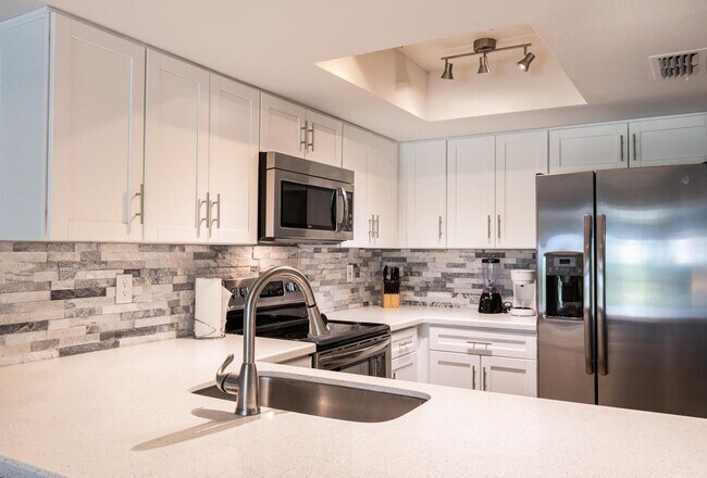 Foto del edificio - 7910 E Thomas Rd