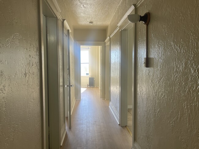 Foto del edificio - 1br - Large Remodeled 1bed W/Large Closet/...