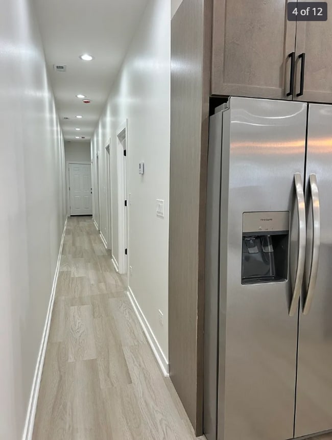 Foto del edificio - 1058 N Central Park Ave