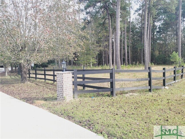 Building Photo - 2497 GA-21