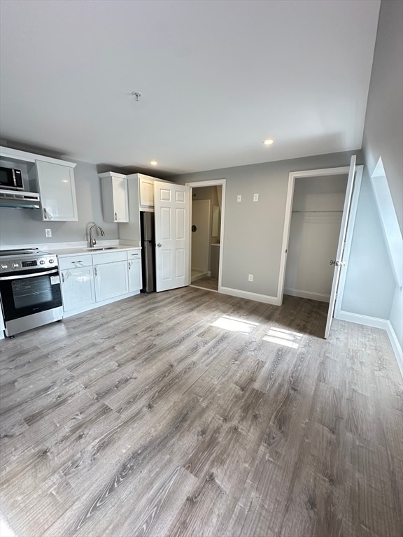 Building Photo - 6 Monroe St