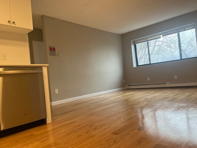 Foto del edificio - 226 Parker Hill Ave