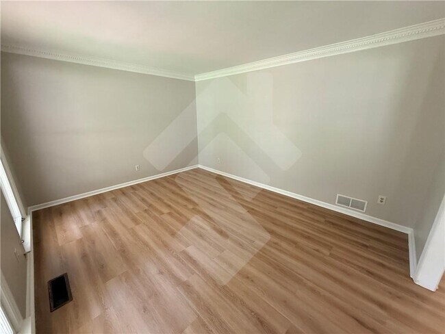 Building Photo - 2890 Brookcliff Ln