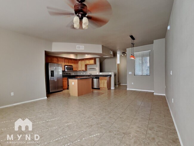 Foto del edificio - 280 S Evergreen Rd