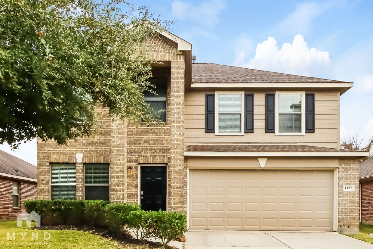 Foto principal - 2706 Sandberry Dr