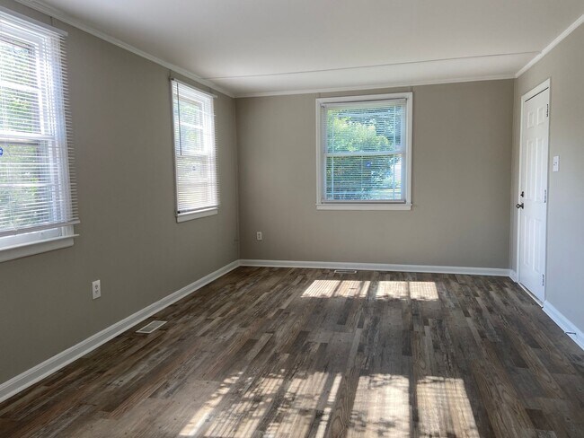 Foto del edificio - 3 Bedroom, 1 Bathroom House in High Point