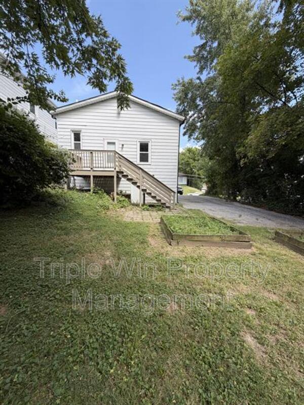 Foto del edificio - 7790 Folk Ave