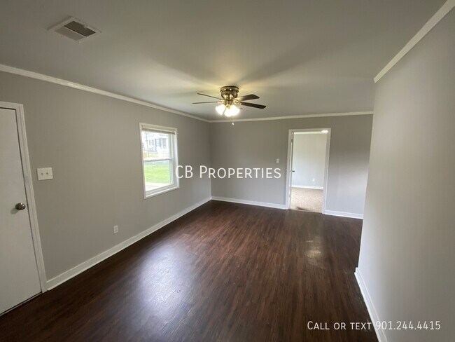 Foto del edificio - 3717 Deerwood Cove