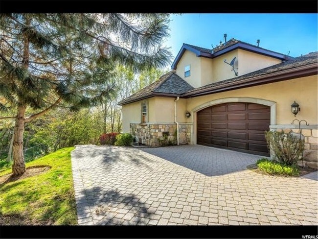 Foto del edificio - 4217 Waterford Ct