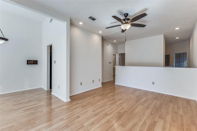 Foto del edificio - 3909 Rawlins St