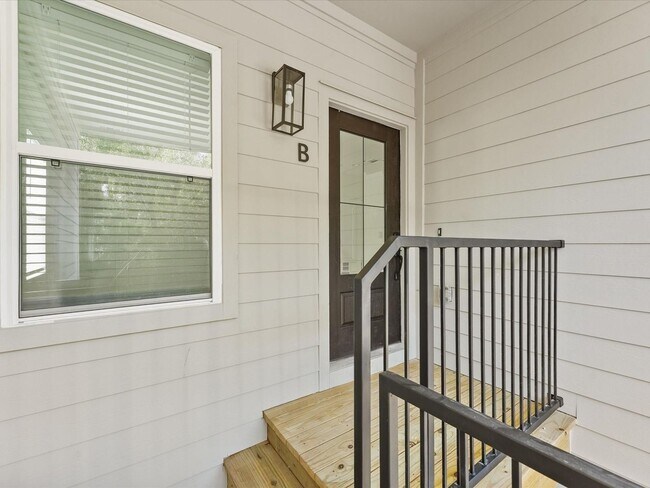 Photo - 8101 Venus St Apartment