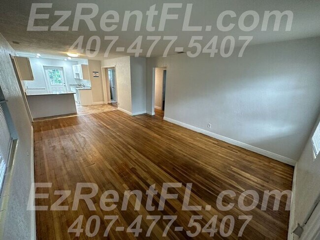 Foto del edificio - 5103 Cochita Dr