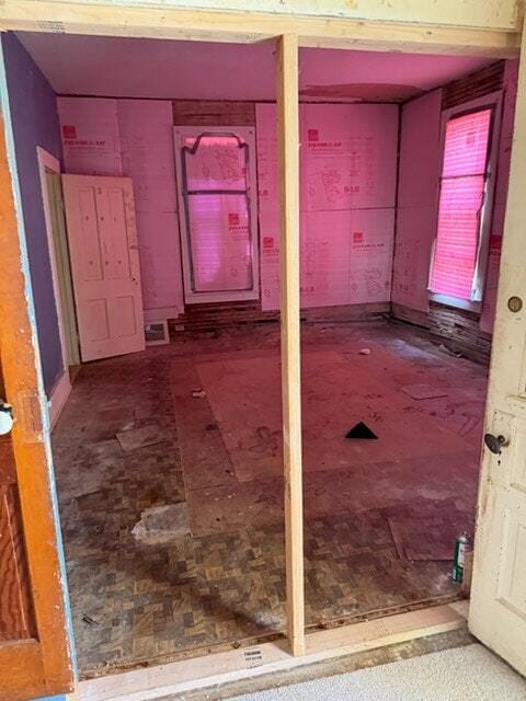 Building Photo - 321 N Cypress St