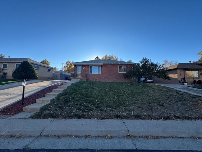Foto del edificio - Fully Renovated Home in Harvey Park