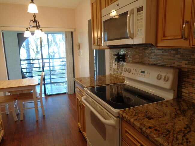 Foto del edificio - 6328 Longboat Ln W