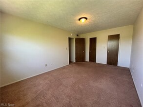 Building Photo - 4309 Earl Dr