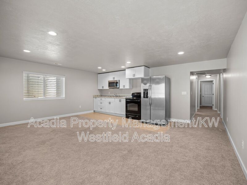 Primary Photo - 15179 S Cantle Dr