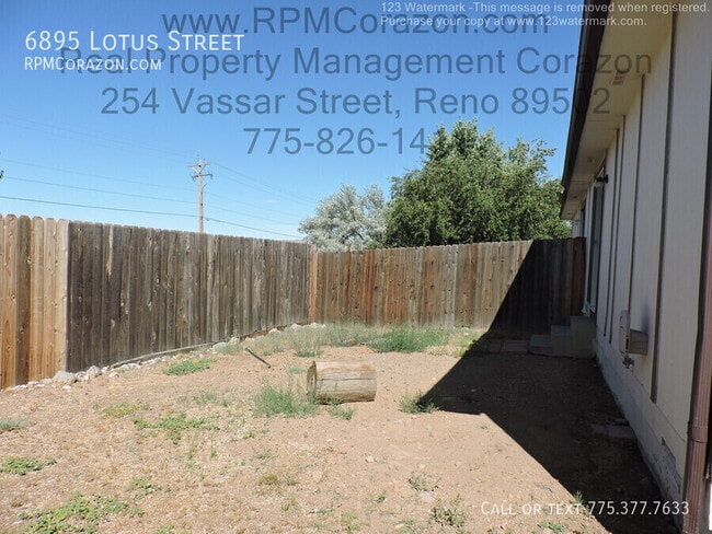 Building Photo - 6895 Lotus St