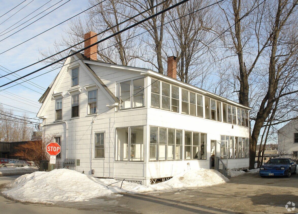 Primary Photo - 21 Summer St