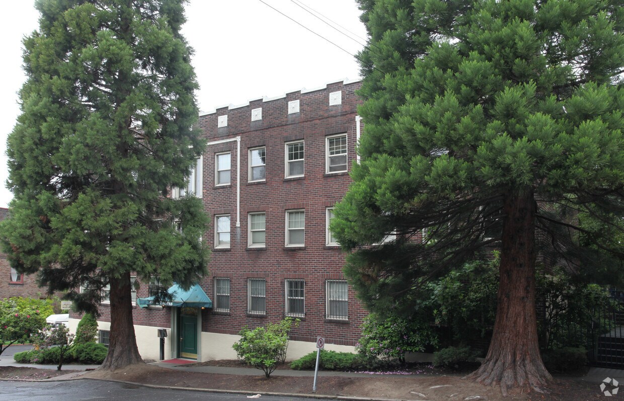 Foto del edificio - Lancaster Apartments