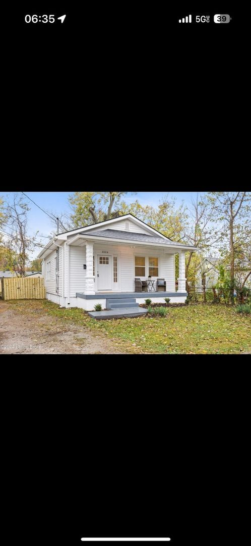 Building Photo - Charming/completely renovated 2BR House in...