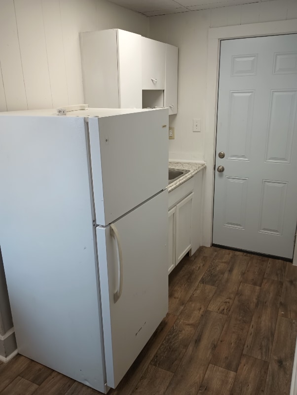 Building Photo - 713 adams