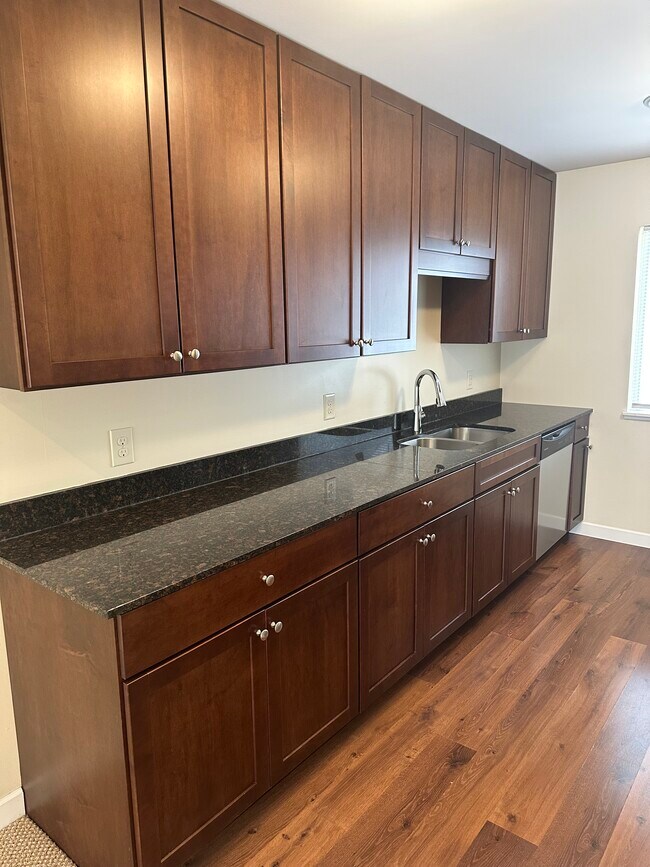 Foto del edificio - 252 Terraplane Dr SE