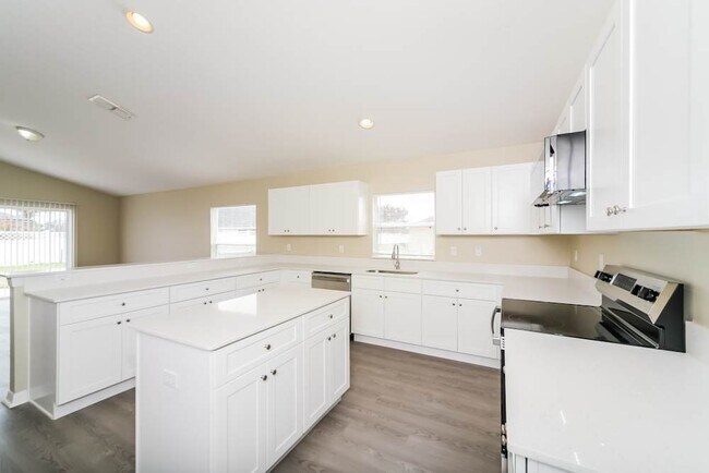 Foto del edificio - 4610 Sandhurst St