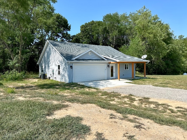 Building Photo - 6842 Rogers Hwy
