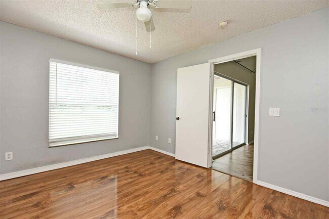 Building Photo - 14642 Laguna Beach Cir