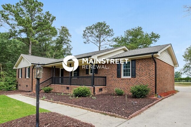 Foto del edificio - 3 Bedroom Pet-Friendly Home in Smithfield, NC with Main Street Renewal