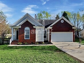 Building Photo - 2628 Clarencefield Dr