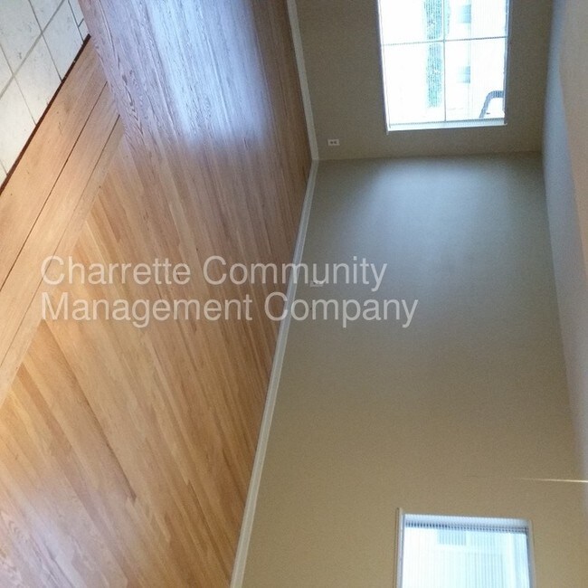 Foto del edificio - 10741 Spring Garden Dr