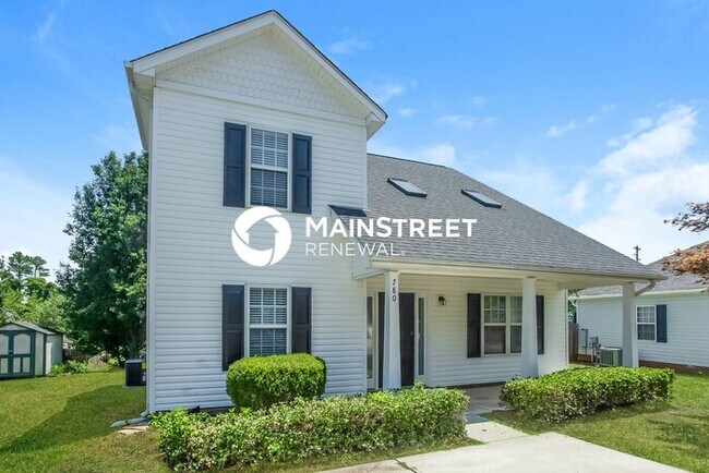 Building Photo - 4 Bedroom Pet-Friendly Home in CONCORD, NC with Main Street Renewal