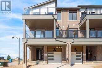 Building Photo - 36 Thornbird cres